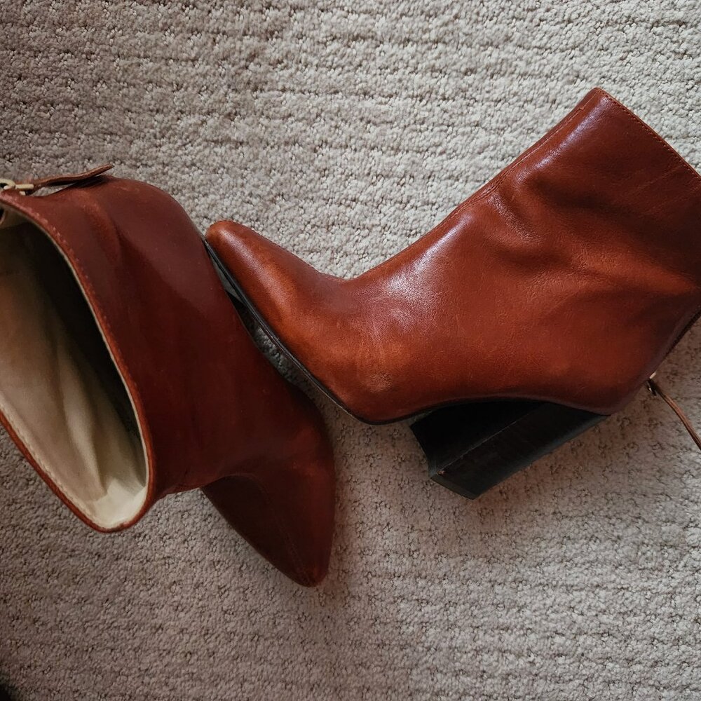 Vince Camuto Saavie Sexy Carmel Cognac Boot